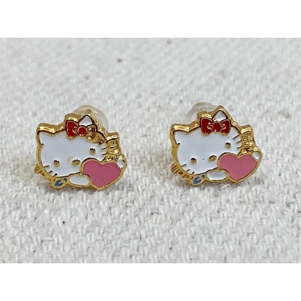 Hello Kitty Post Earrings